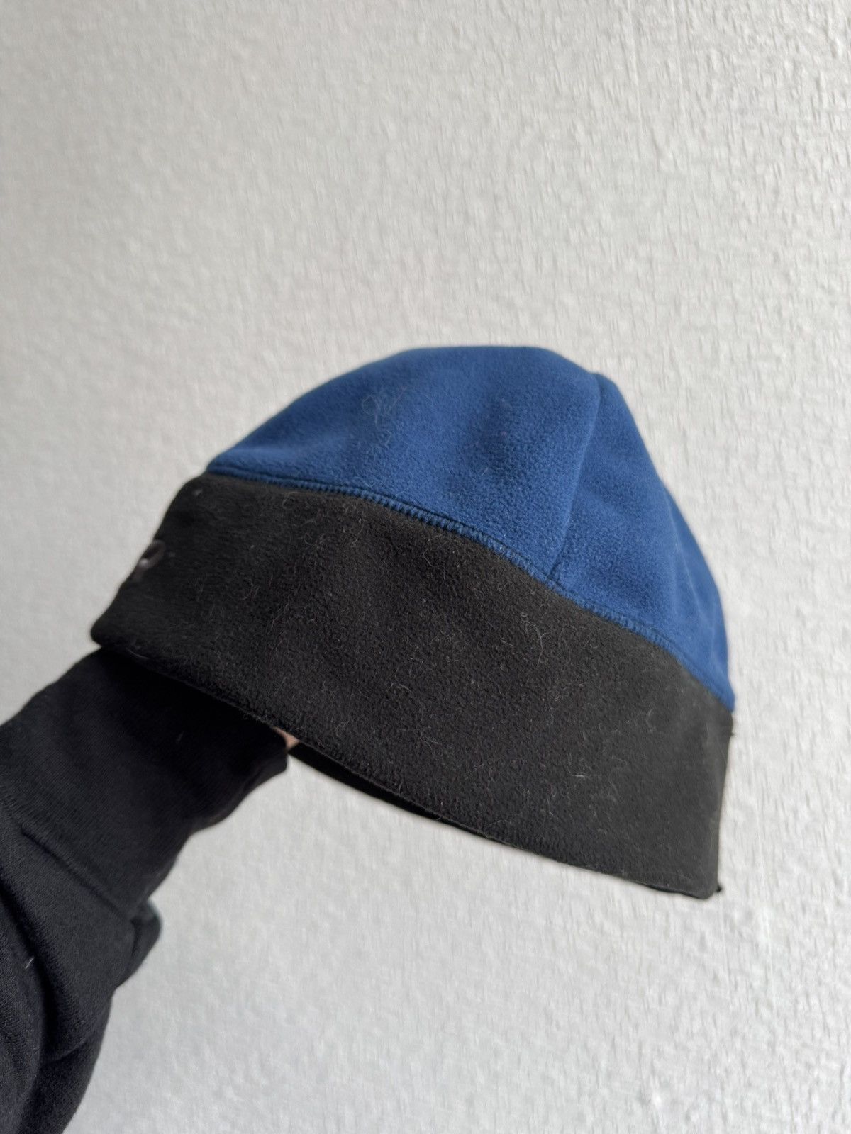Japanese Brand Outdoor hat with secret zip pocket Ski Size ONE SIZE - 2 Thumbnail