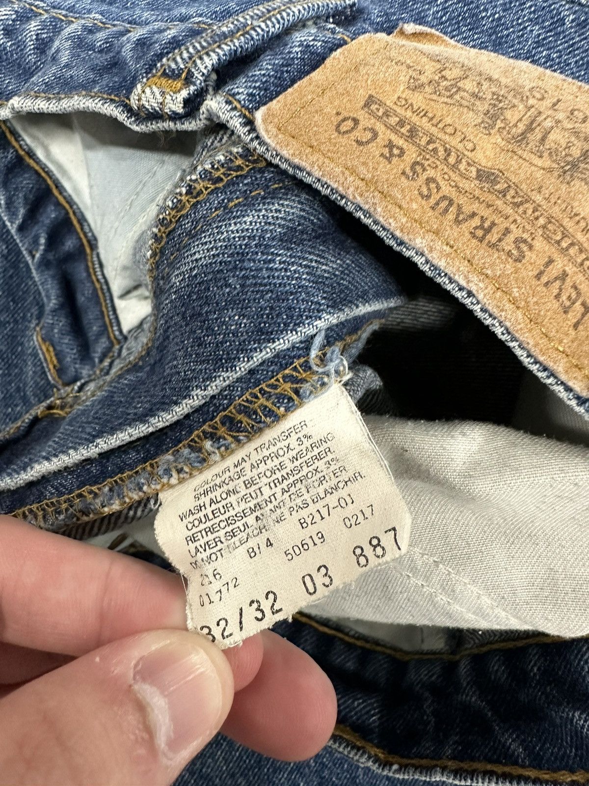 Levi's × Vintage Vintage 90s Levi’s Orange Tab Denim Button Fly Jeans Size US 32 / EU 48 - 9 Thumbnail