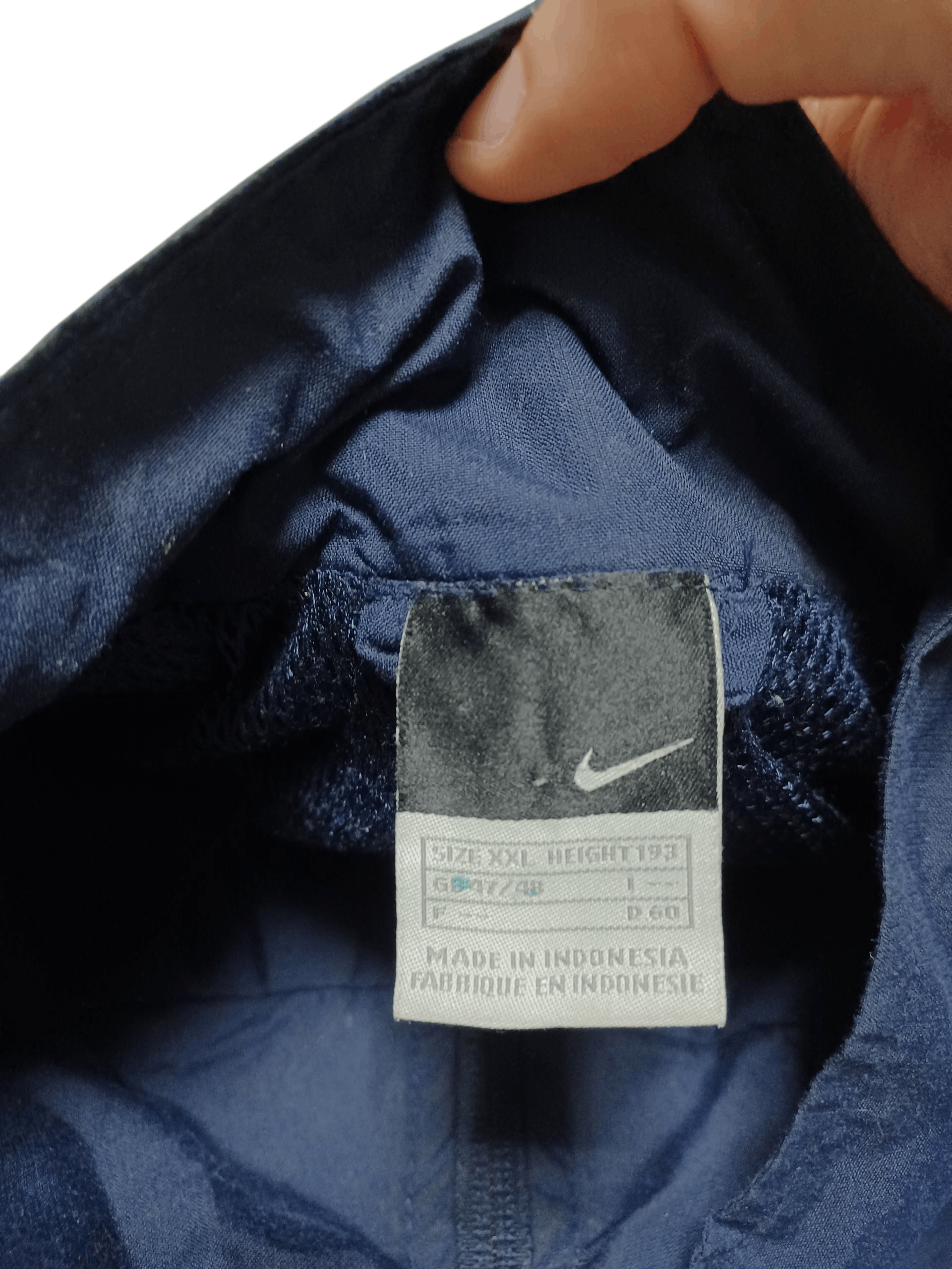 Nike NIKE VINTAGE 2004 NYLON TRACK JACKET SPORTSWEAR SOCCER Size US XXL / EU 58 / 5 - 4 Thumbnail