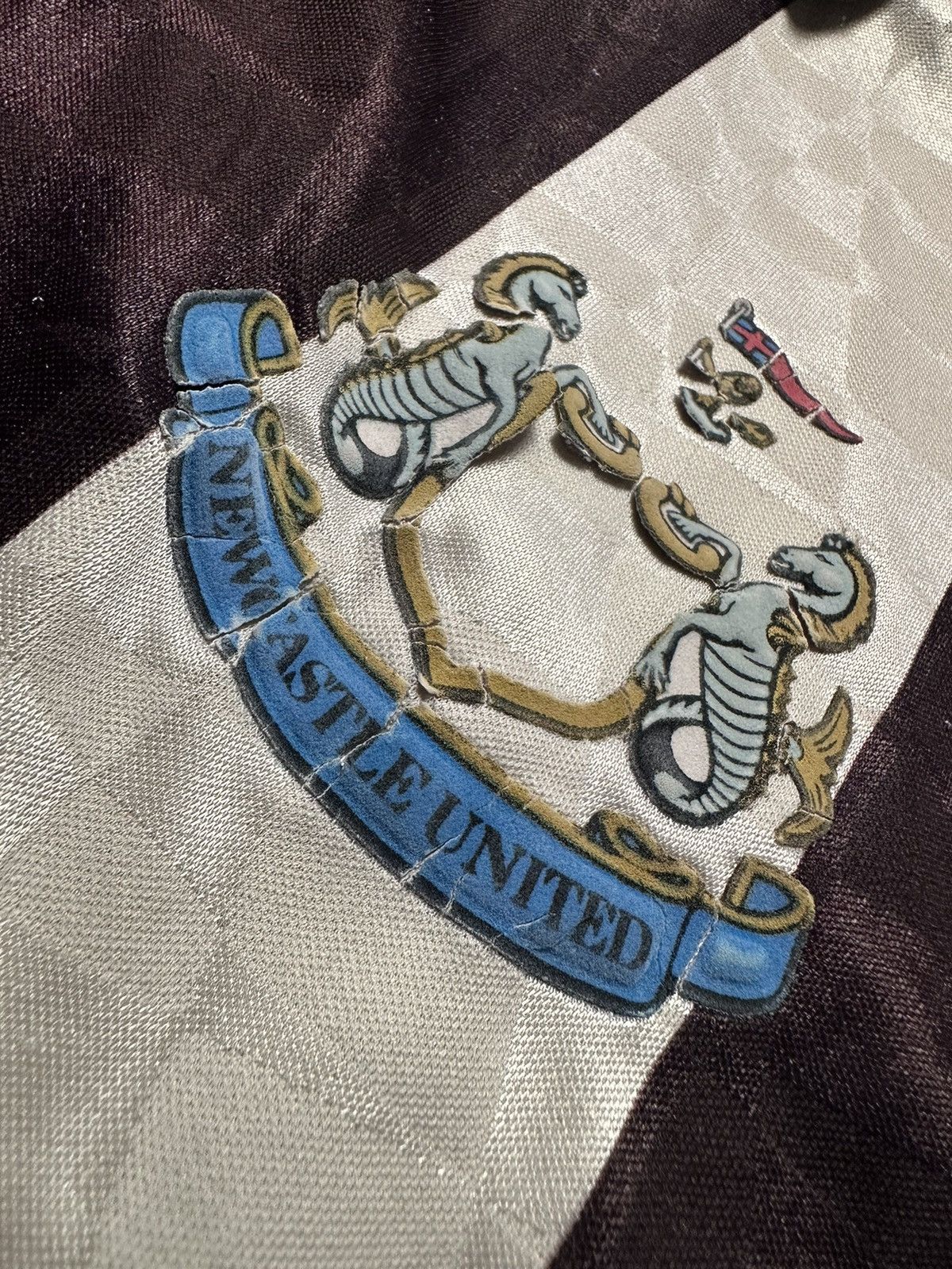 Umbro × Vintage Vintage New Castle United soccer jersey Umbro size XL logo Size US XL / EU 56 / 4 - 5 Thumbnail