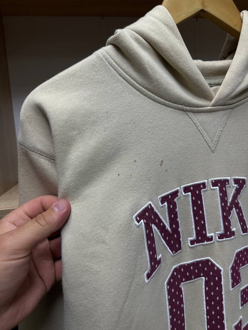 Nike × Nike ACG × Vintage Vintage Nike Beige Center Logo Hoodie Size US M / EU 48-50 / 2 - 6 Thumbnail