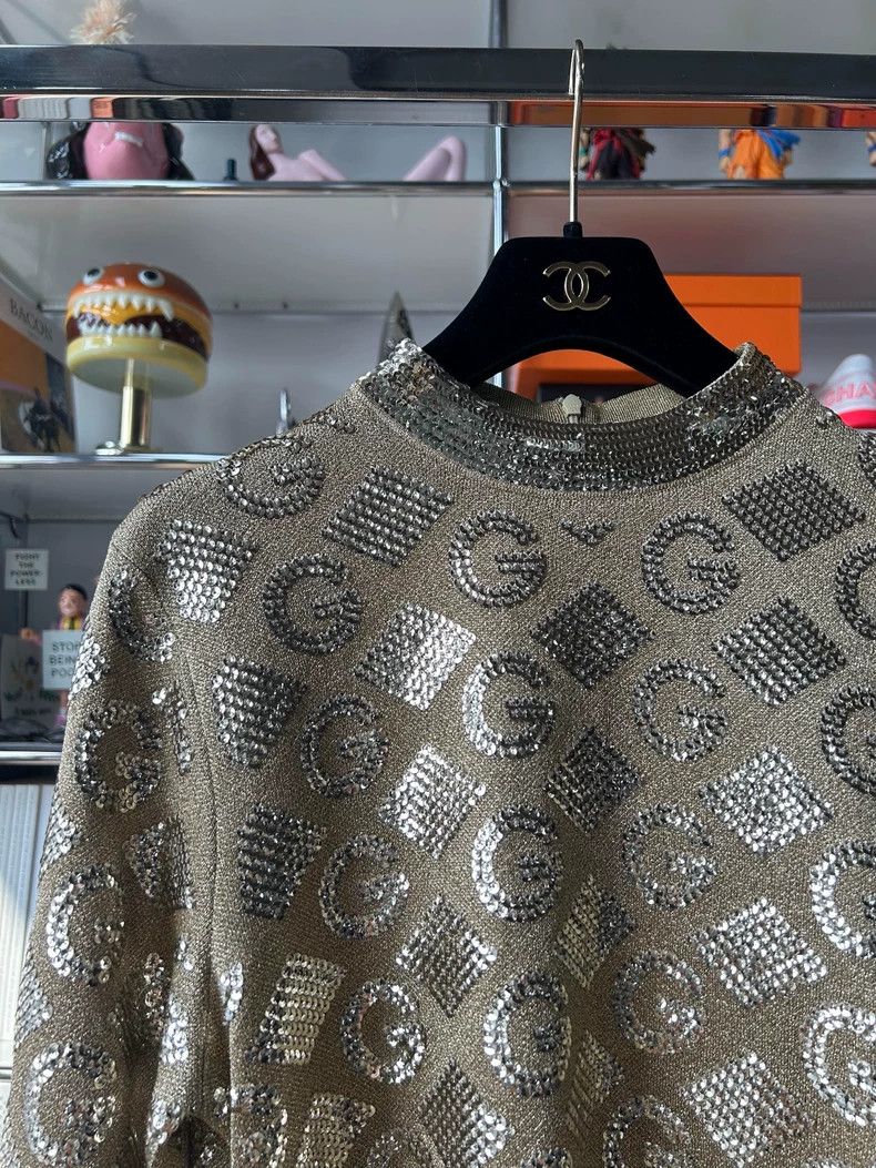 Gucci Gucci Glittering gold sequin letter long-sleeved knitted T Size US L / EU 52-54 / 3 - 2 Thumbnail