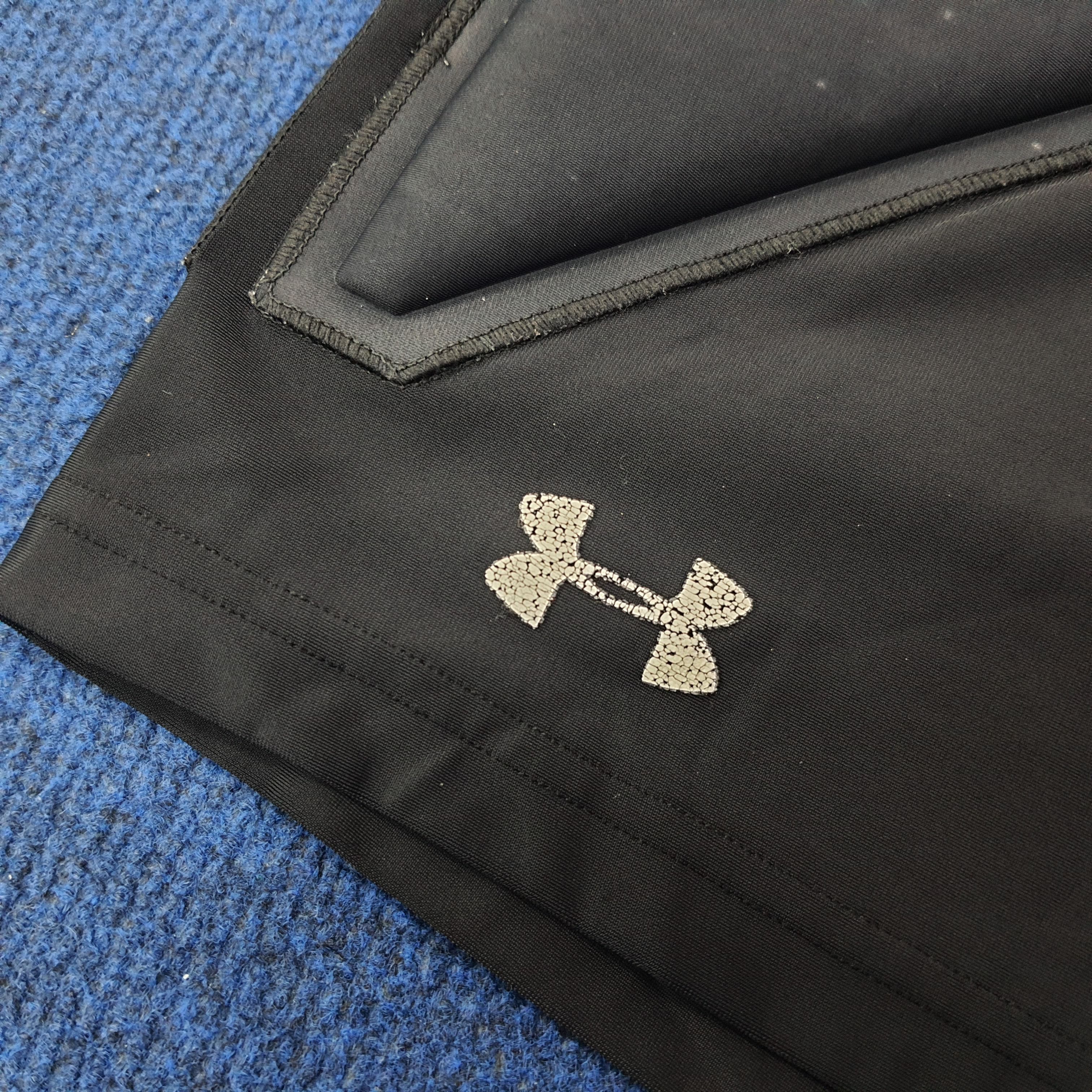 Under Armour Under Armour Shorts With Integrated Protective Pads C265N26 Size US 30 / EU 46 - 2 Thumbnail