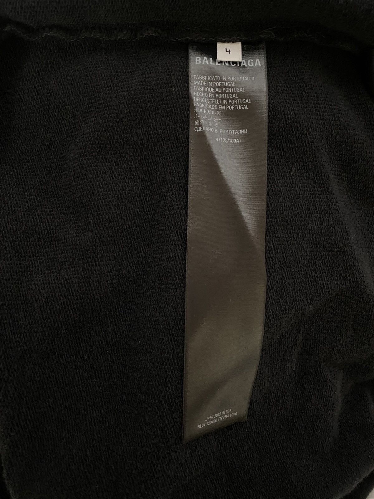 Balenciaga *RARE* Balenciaga AW22 Be Different Hoodie SZ.4 Size US XL / EU 56 / 4 - 9 Thumbnail