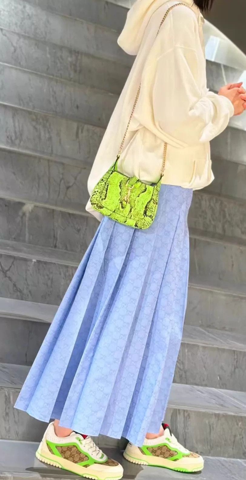 Gucci GUCCI logo all over blue pleated dress women's size 36 Size XS / US 0-2 / IT 36-38 - 7 Thumbnail