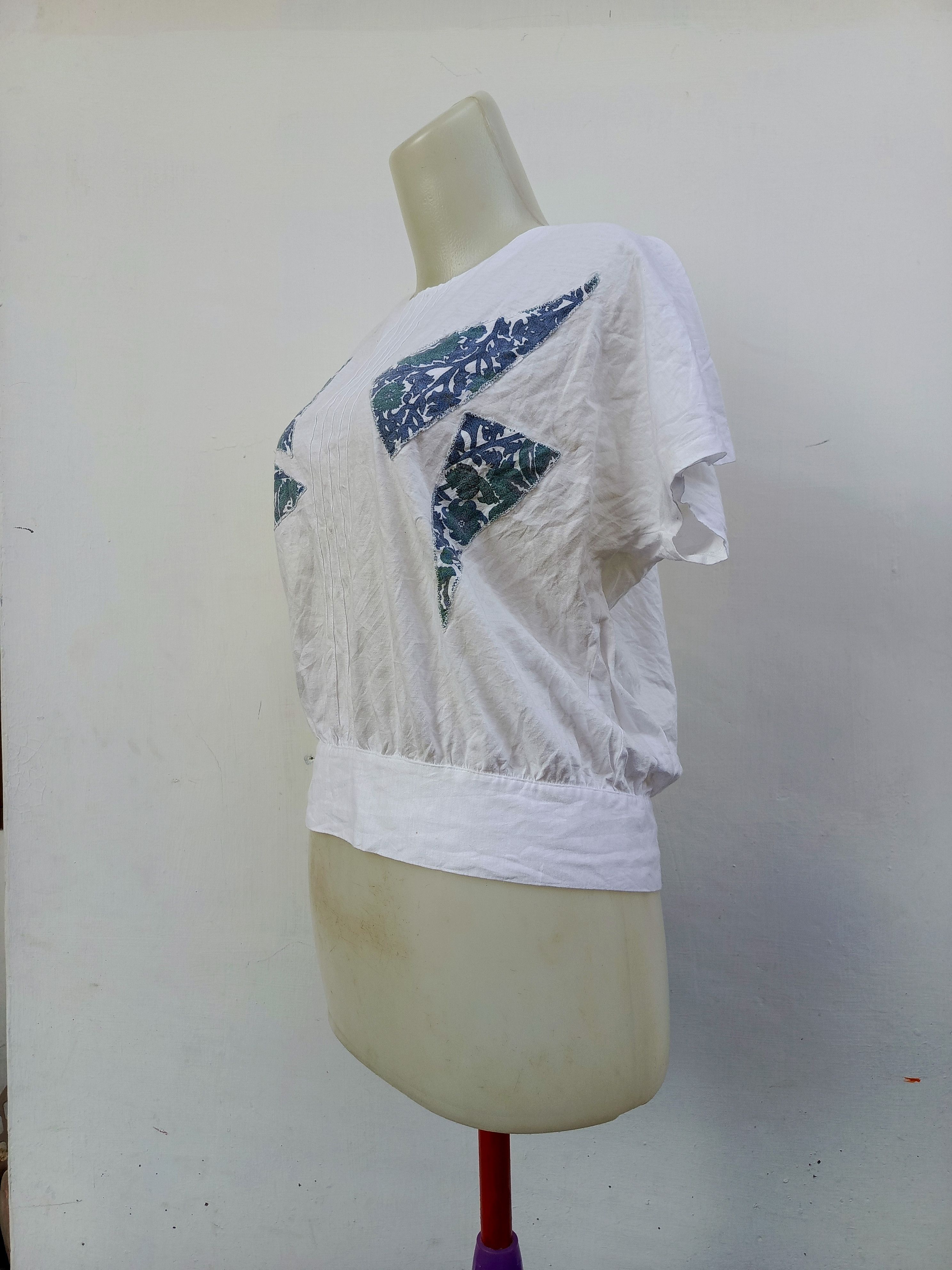 Japanese Brand More Joy by Naigai White Short Sleeve Blouse Size L / US 10 / IT 46 - 5 Thumbnail