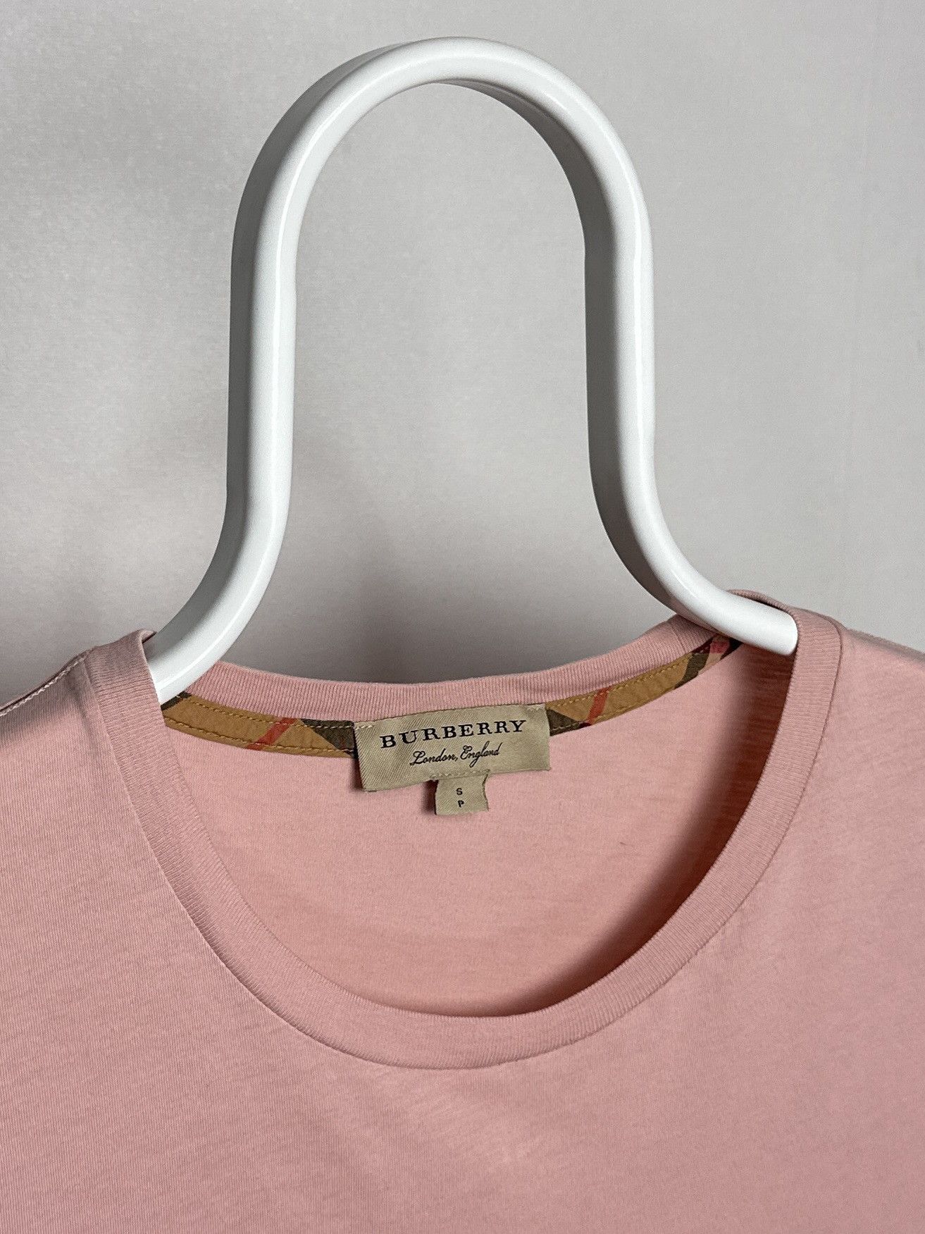 Burberry Burberry London England T-Shirt Size S Size US S / EU 44-46 / 1 - 4 Thumbnail