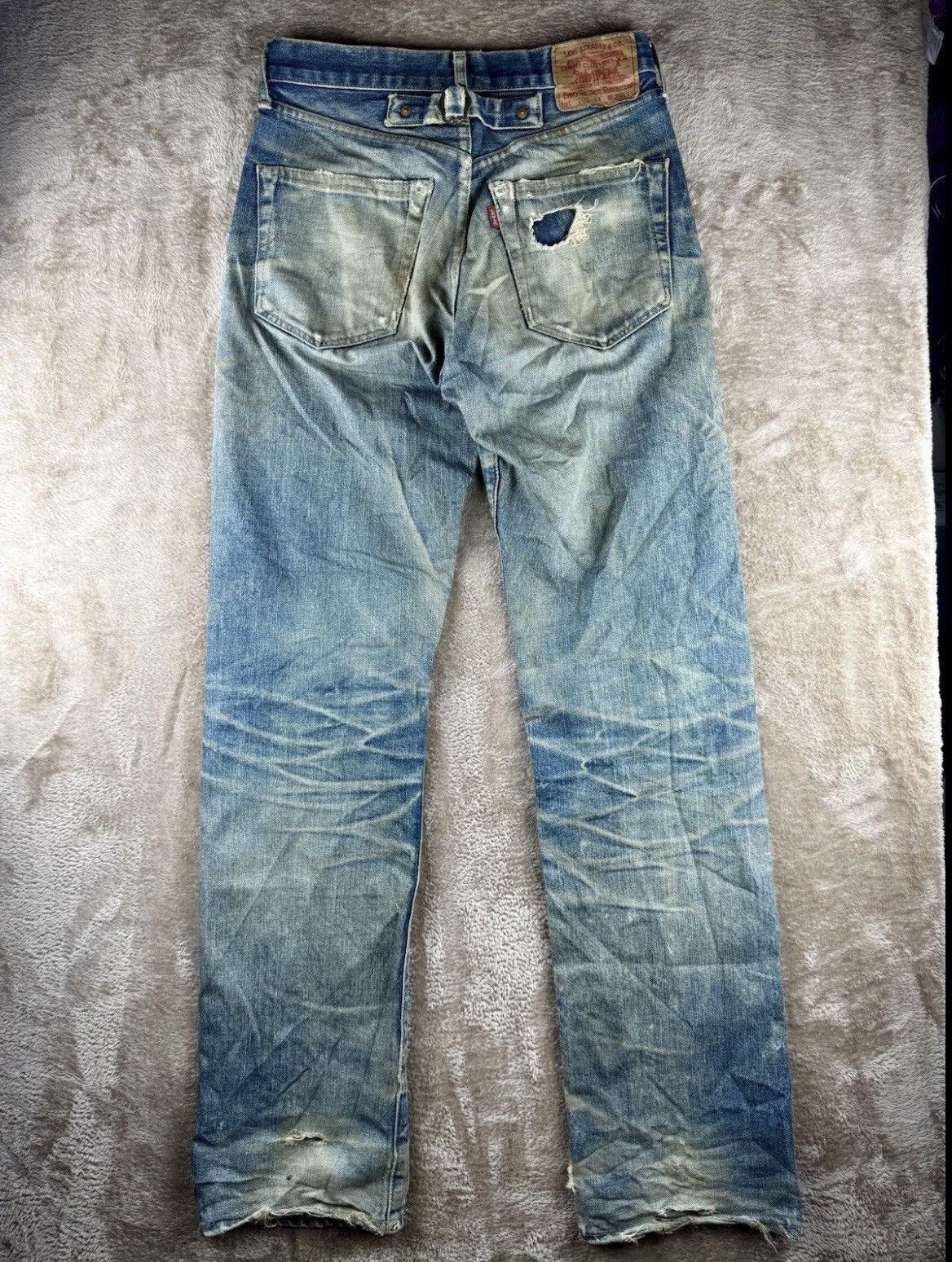 Levi's Vintage 90s Levi’s 701XX Big E Japan Made Buckle Back Size US 30 / EU 46 - 2 Thumbnail