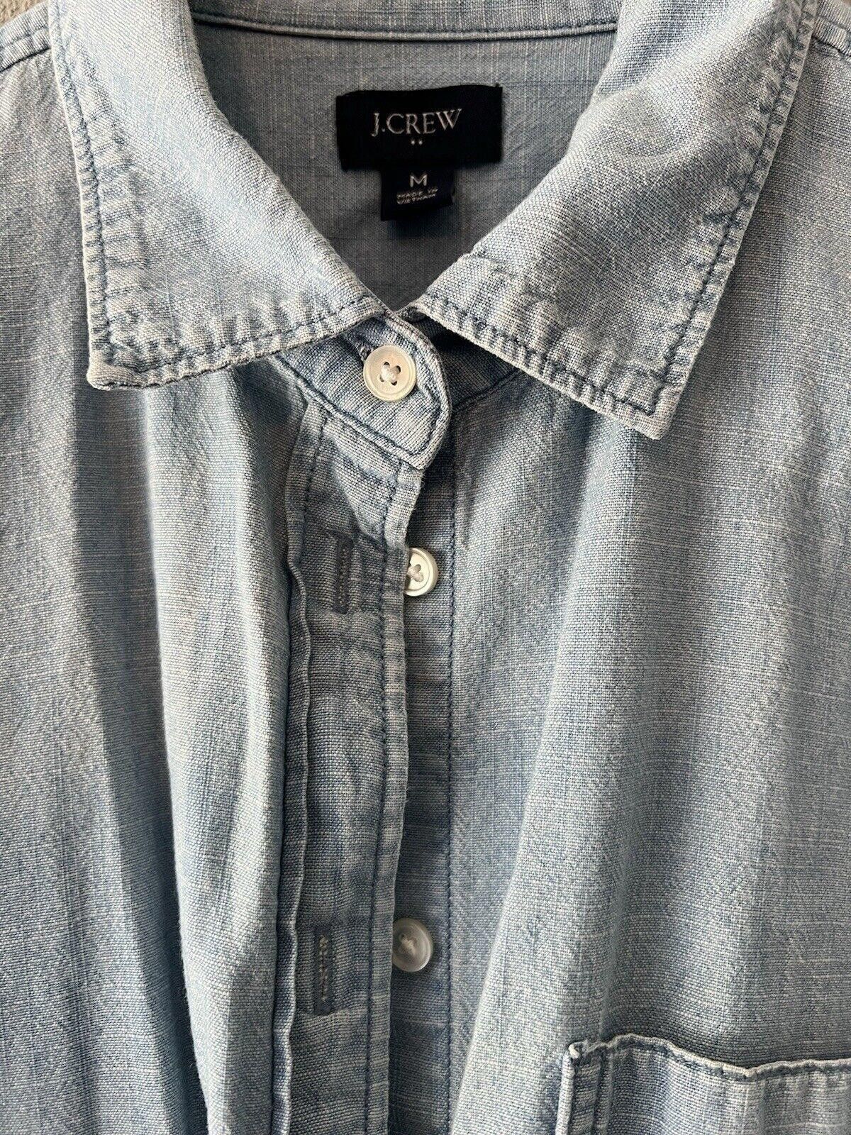 J.Crew J Crew Sz M Classic Fit Tie-Neck Chambray Denim Long Sleeve Size M / US 6-8 / IT 42-44 - 4 Thumbnail
