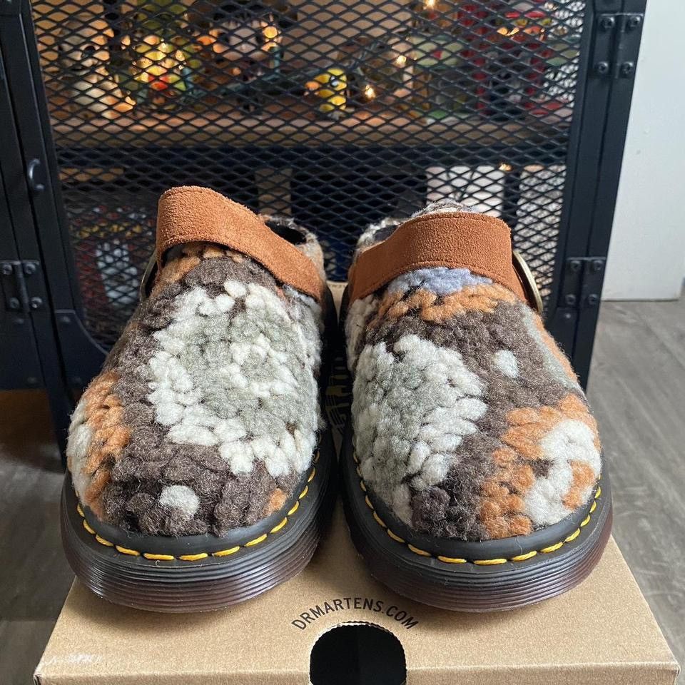 Dr. Martens Dr. Martens Crochet Ishams! Size US 6 / IT 36 - 2 Thumbnail