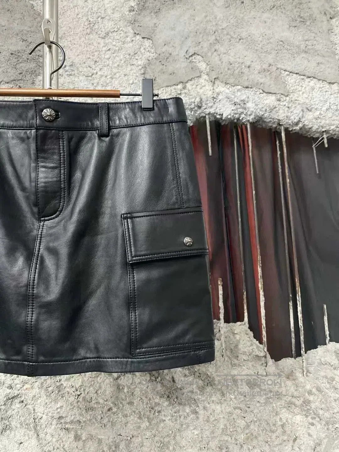Chrome Hearts black leather utility mini skirt. Size 28" / US 6 / IT 42 - 4 Thumbnail