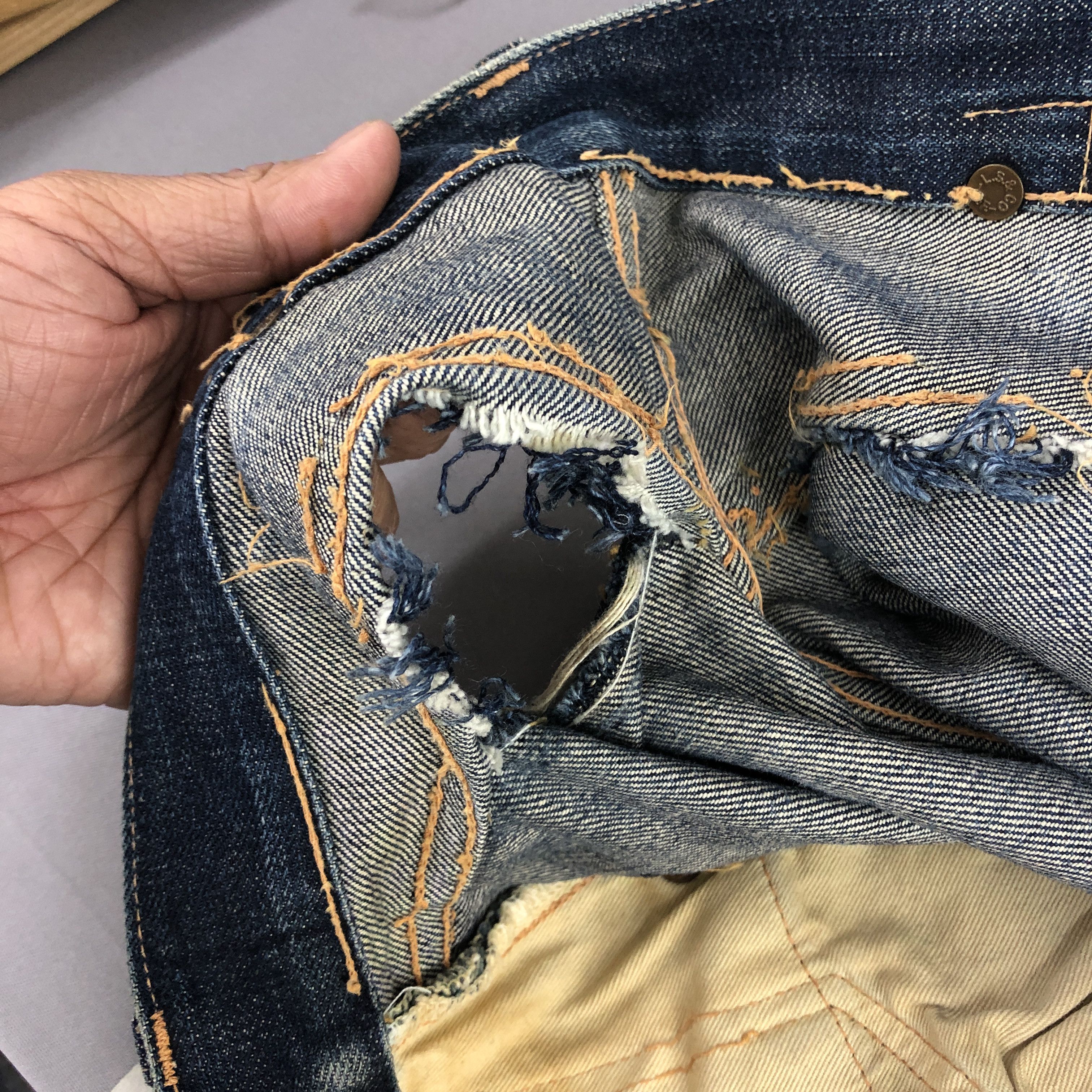 Levi's Vintage Levis 501 Selvedge Jeans Levi's Buckle Back Denim Size US 30 / EU 46 - 12 Thumbnail
