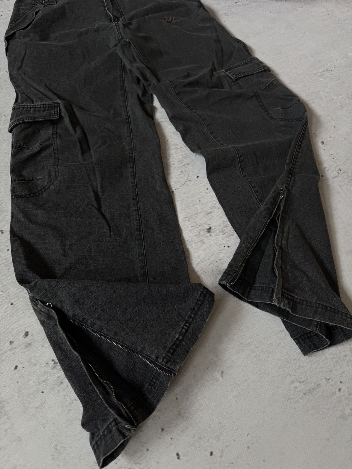 Nike × Vintage NIKE CARGO VINTAGE Y2K OVERSIZE BAGGY FIT PANTS SWEATPANTS Size US 32 / EU 48 - 3 Thumbnail