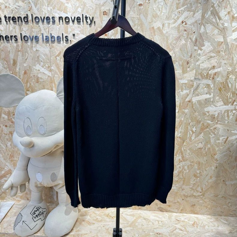 Givenchy Givenchy I Feel Love destroyed sweater / 95 new Size US XS / EU 42 / 0 - 5 Thumbnail