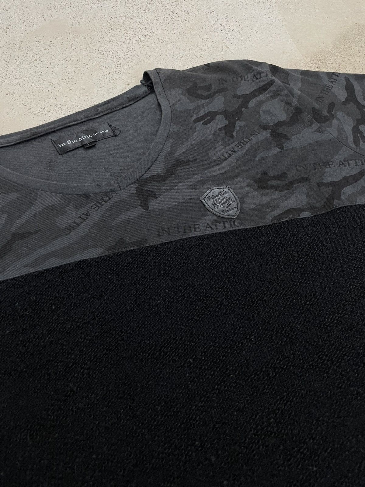 In The Attic × Japanese Brand In The Attic Homme Spellout Army Camo Design V Neck Size US L / EU 52-54 / 3 - 6 Thumbnail