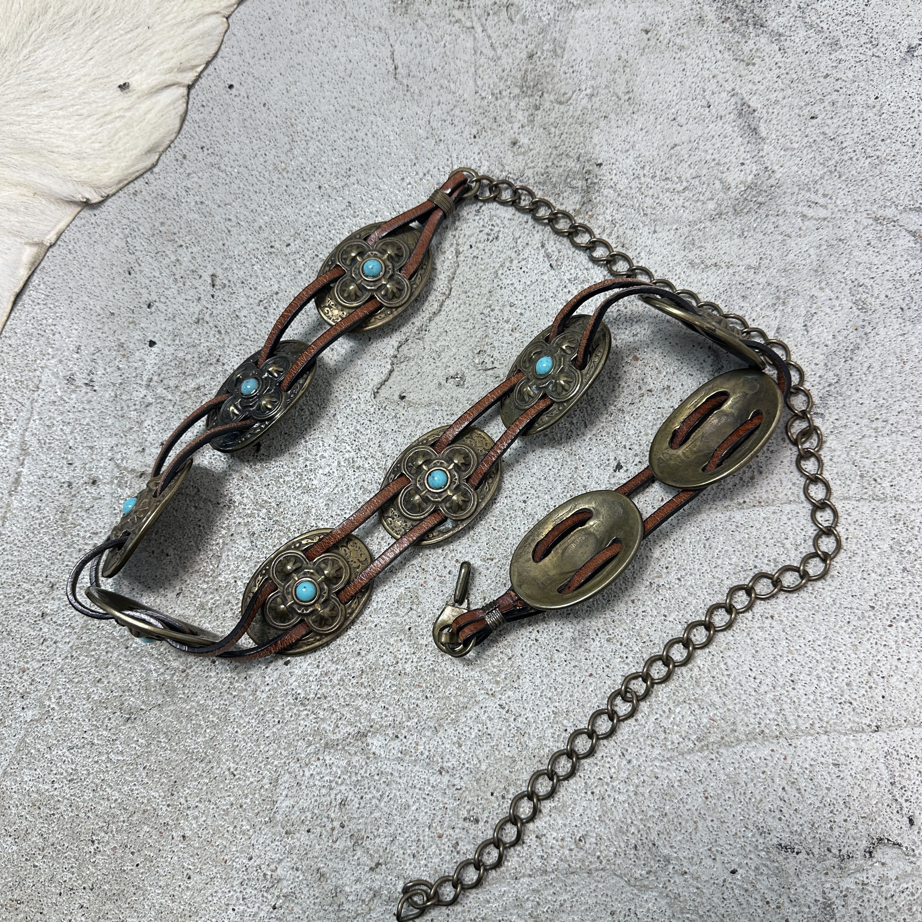 Vintage Vintage Avant Garde Chains Gold Metal Belt Y2K Size ONE SIZE - 2 Thumbnail