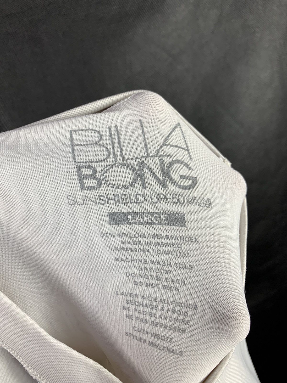 Billabong Steals! Billabong Tops Inner Tight Sunshield UPF50 Size US L / EU 52-54 / 3 - 8 Thumbnail