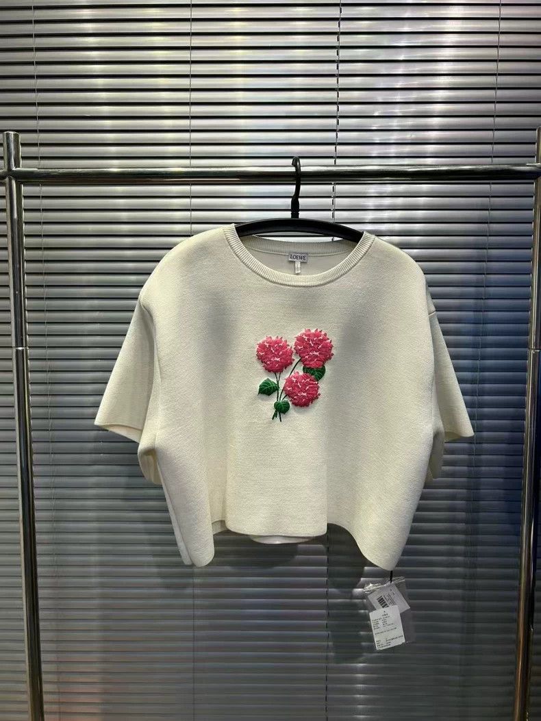 Loewe loewe white short sleeves 2504-Nextarrow Size US M / EU 48-50 / 2 - 1 Thumbnail