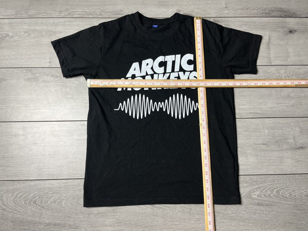 Band Tees Arctic Monkeys tour Tshirt rock band size Medium Size US M / EU 48-50 / 2 - 5 Thumbnail