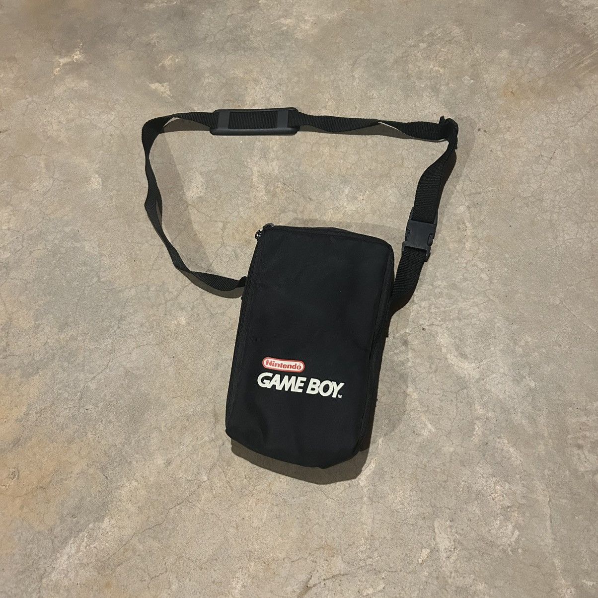 Nintendo × Vintage Rare Vintage 90s Nintendo Game Boy Promo Nylon Shoulder Bag Size ONE SIZE - 1 Thumbnail
