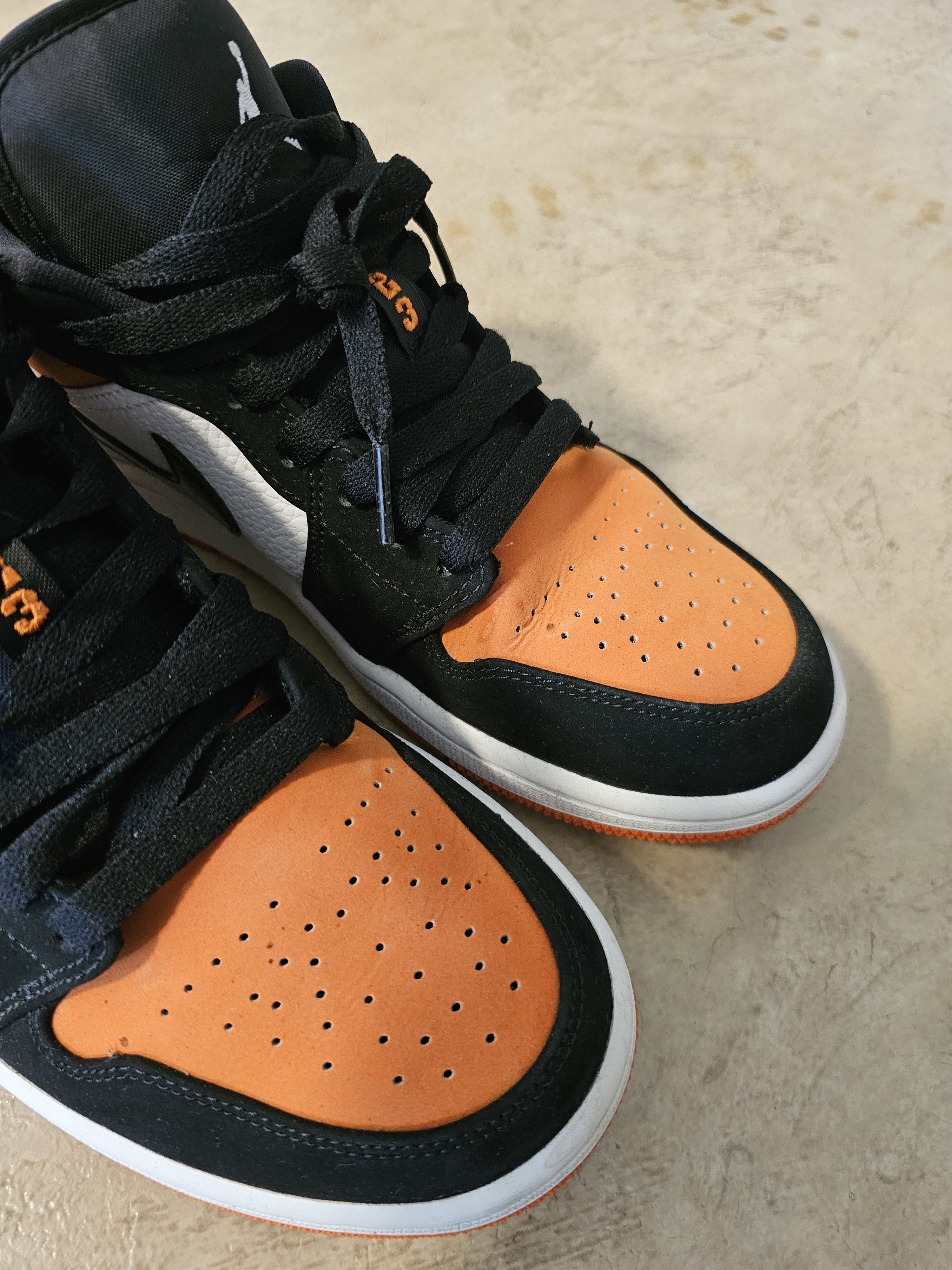 Jordan Brand Jordan 1 low shattered backboard Size US 8 / EU 41 - 7 Thumbnail
