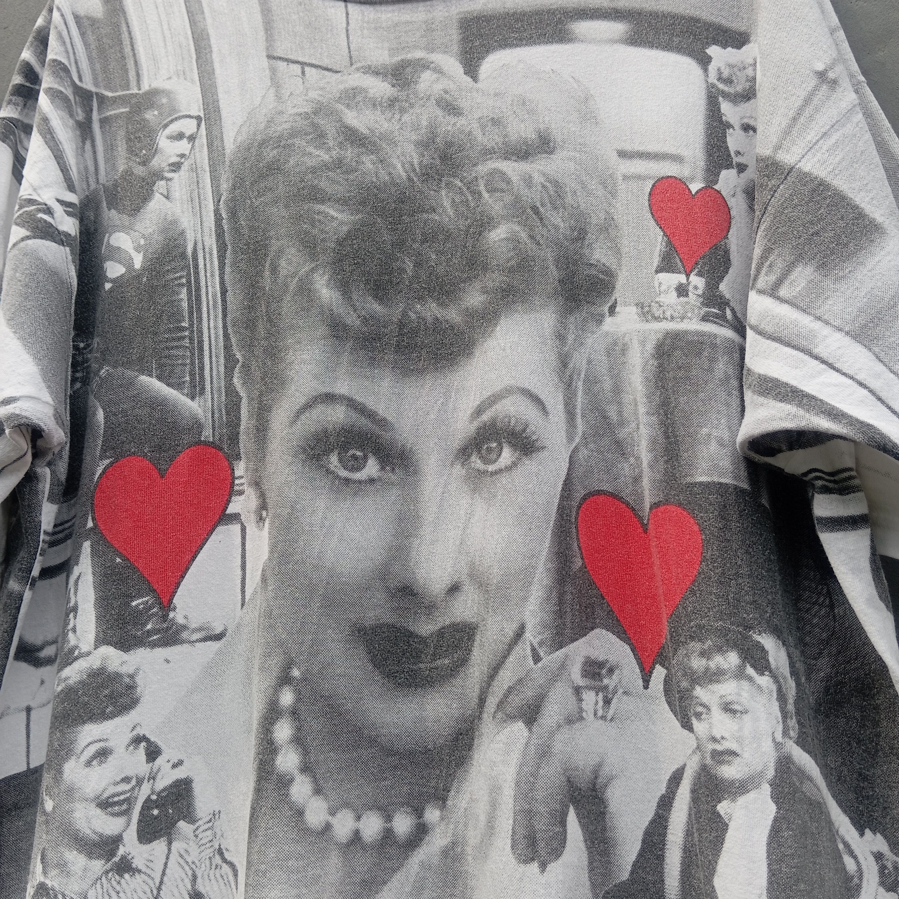 Vintage vintage i love lucy allover print t shirt Size US XL / EU 56 / 4 - 4 Thumbnail