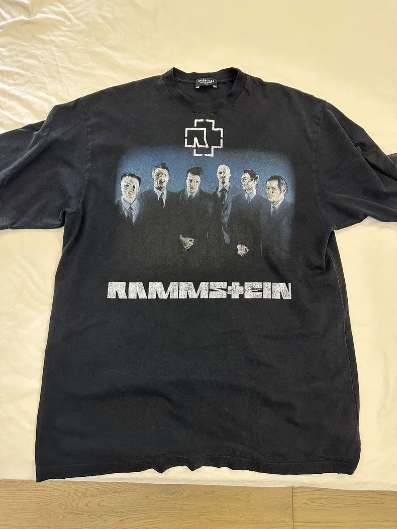 Balenciaga Balenciaga Rock Band Limited Edition Collab Short Sleeve T Size US XXS / EU 40 - 1 Thumbnail