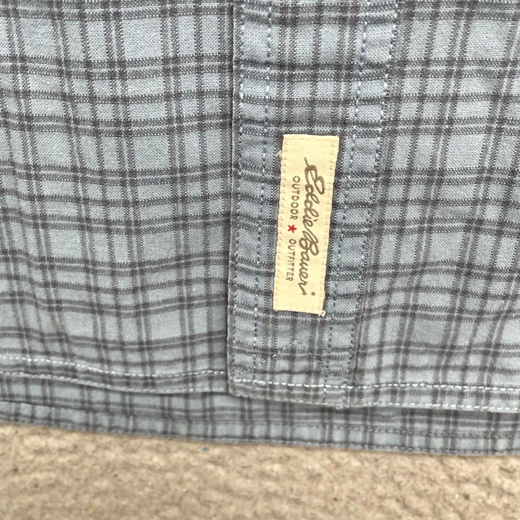 Eddie Bauer Eddie Bauer Button-Up Shirt Men XL Blue Chambray Plaid Outdoor Gorpcore 90s Cabin Workwear Size US XL / EU 56 / 4 - 7 Thumbnail