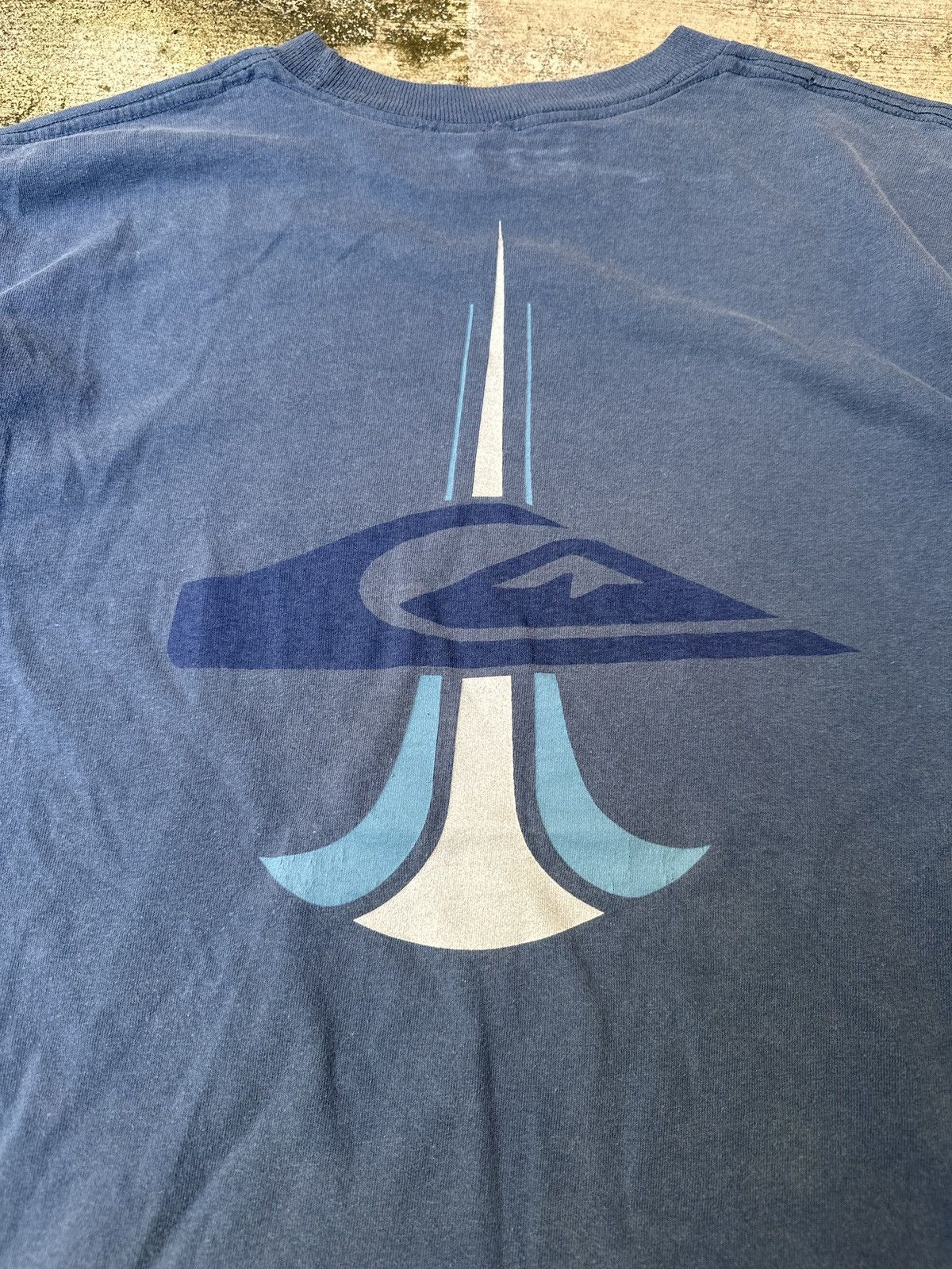 Quiksilver × Vintage Vintage 90s Dark Blue Quiksilver Surfwear T-Shirt SS Small Size US S / EU 44-46 / 1 - 3 Thumbnail