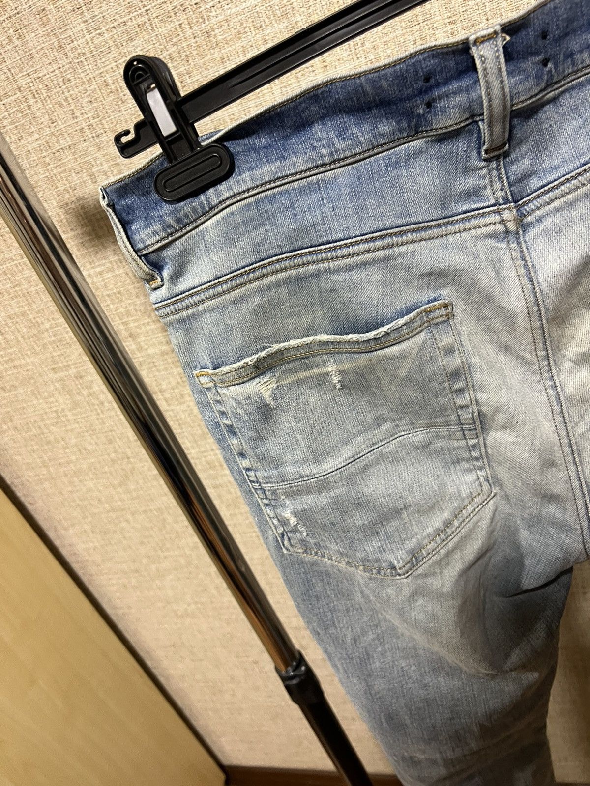 Amiri AMIRI BLUE DISTRESSED SLIM JEANS Size US 34 / EU 50 - 6 Thumbnail
