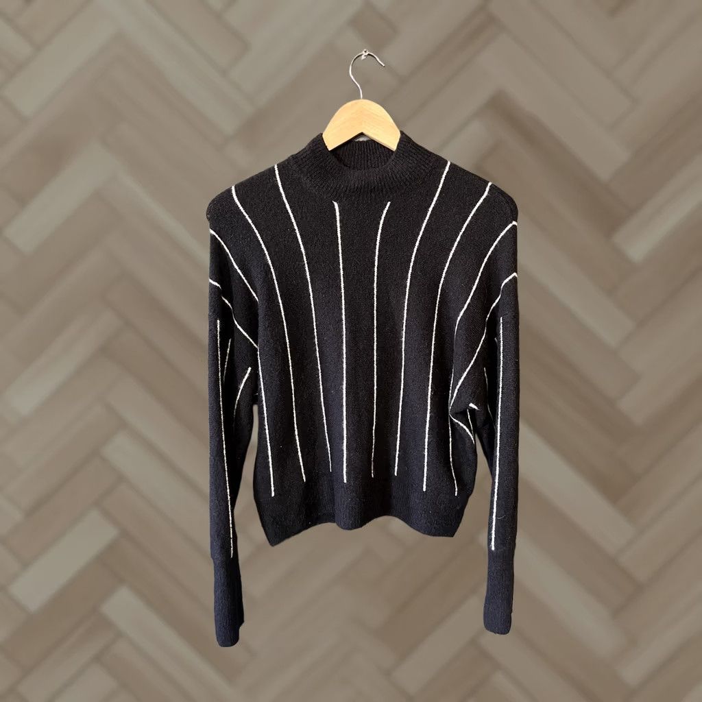 Vintage Amuse Society Sweatshirt Pullover Long Sleeve Black Womens XS Size Short Details: 22in Pit to Pit 22in Length Size S / US 4 / IT 40 - 1 Thumbnail