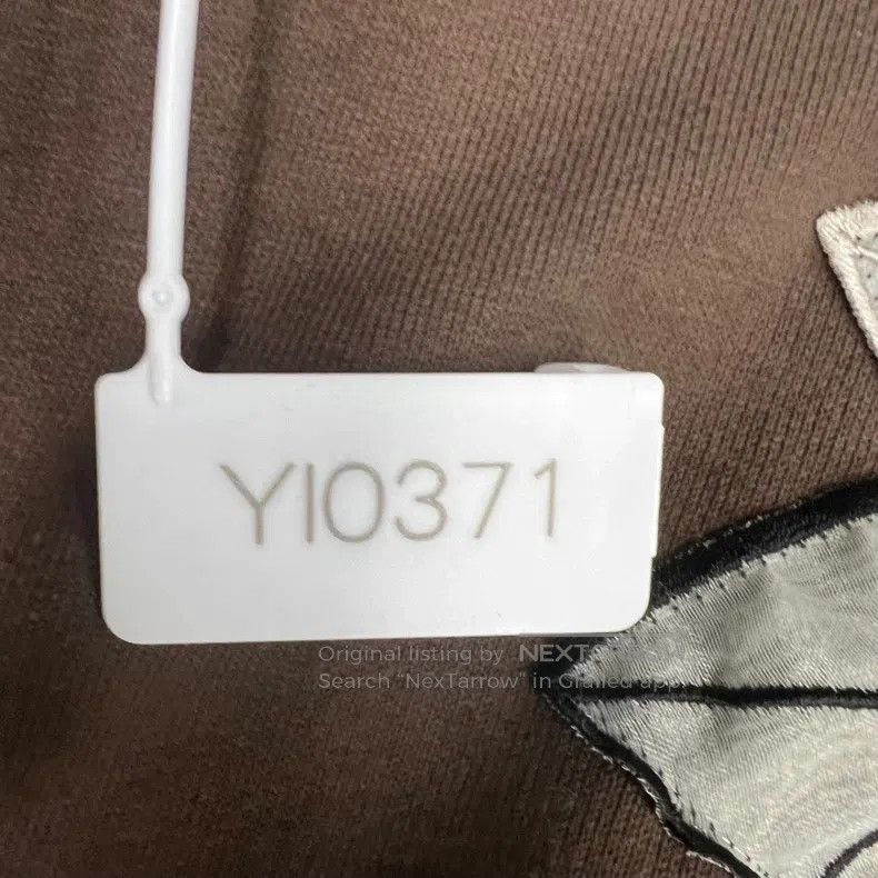 Louis Vuitton Louis Vuitton FW22 Bee Brown Hoodie Size US L / EU 52-54 / 3 - 5 Thumbnail