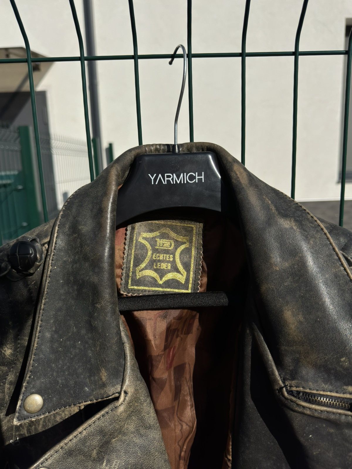 Vintage Vintage 80s Sun Faded Leather Biker Jacket Size US L / EU 52-54 / 3 - 3 Thumbnail