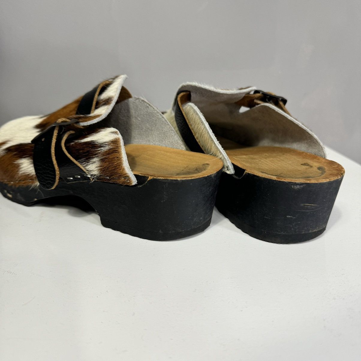 Leather Vintage Wooden Sole Clogs with Genuine Cowhide Leather Upper Size US 8 / EU 41 - 7 Thumbnail