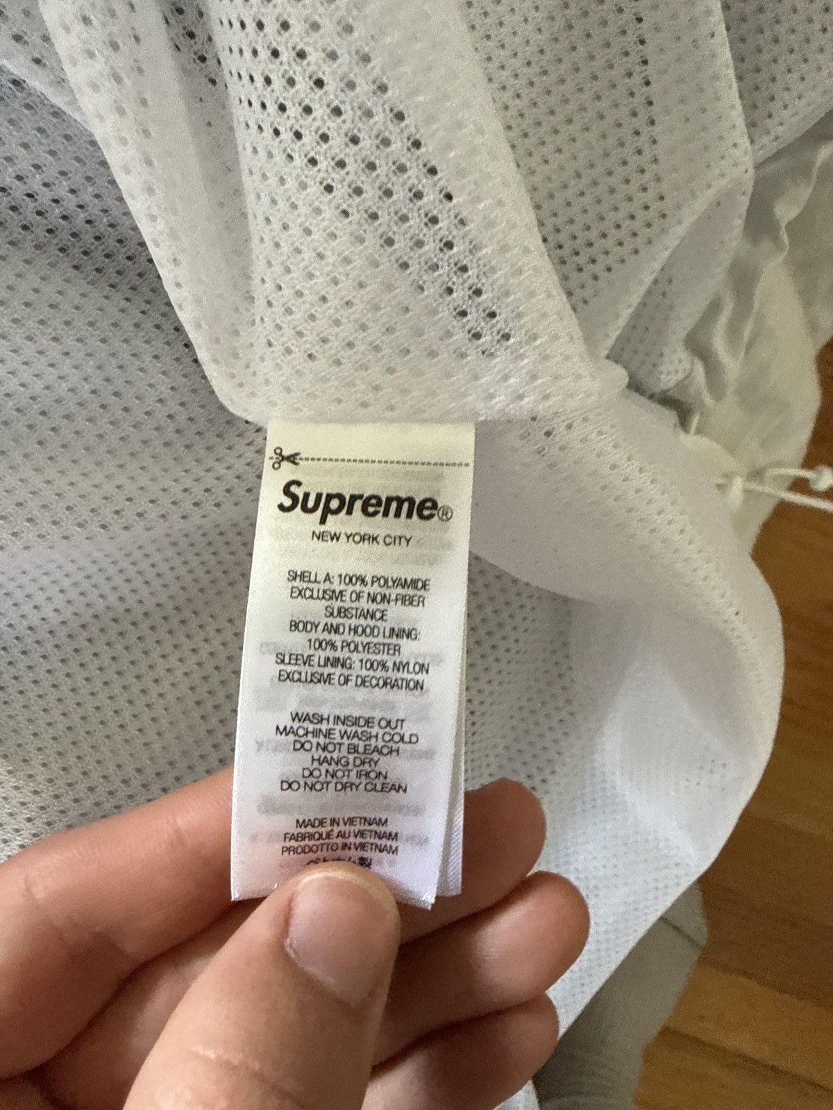 Supreme × Umbro Supreme umbreo white gore tex jacket Size US S / EU 44-46 / 1 - 8 Thumbnail