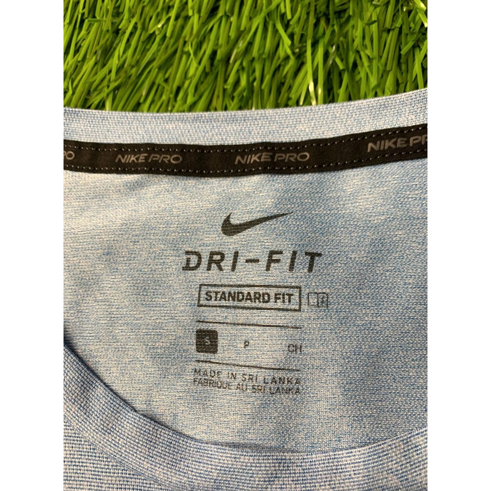 Nike NIKE PRO Dri-Fit ORIGINAL 2020 MEN COMPRESSION SHIRT JERSEY TEE SIZE S Small Blue Nike Pro Dri-Fit Jersey Shirt Mens Sportswear Short Sleeve 2020 Size US S / EU 44-46 / 1 - 5 Thumbnail