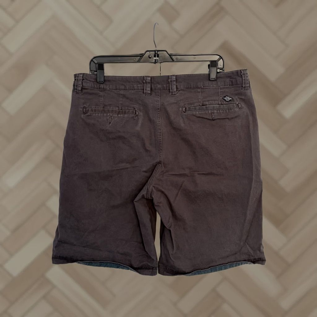 Vintage Flag And Anthem Chino Shorts Men’s 34 Gray Flat Front 5-Pocket Zip Button Logo Regular Rise Mid Casual Mens Size US 34 / EU 50 - 1 Thumbnail