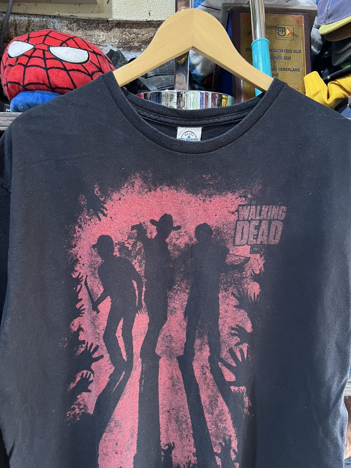 Expert Horror 🔥Vintage Delta Walking Dead Movie Tee Size US L / EU 52-54 / 3 - 4 Thumbnail