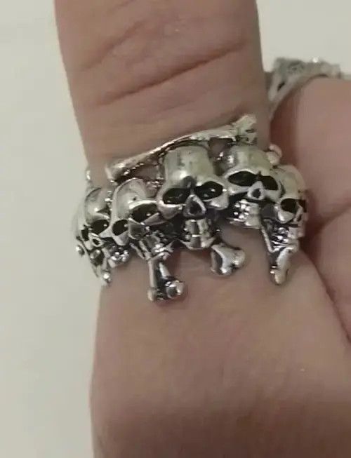 VIBE Mini Skull Around The Ring Size ONE SIZE - 1 Thumbnail