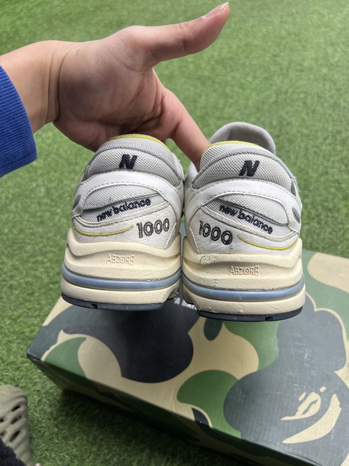 New Balance New Balance 1000 Off White Blue M1000CA Size US 10 / EU 43 - 5 Thumbnail