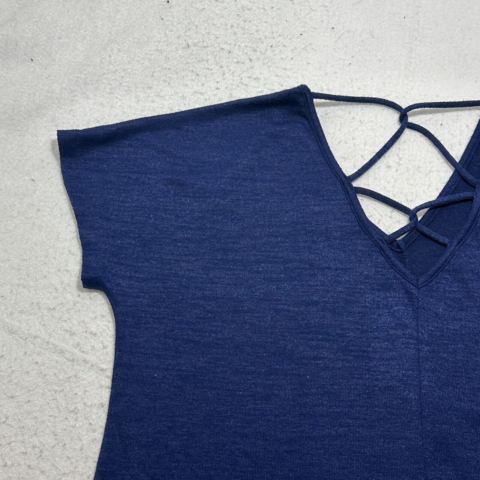 Other A.N.A. Large V-Neck Navy Blue Knit Round Hem T-Shirt Size L / US 10 / IT 46 - 14 Thumbnail