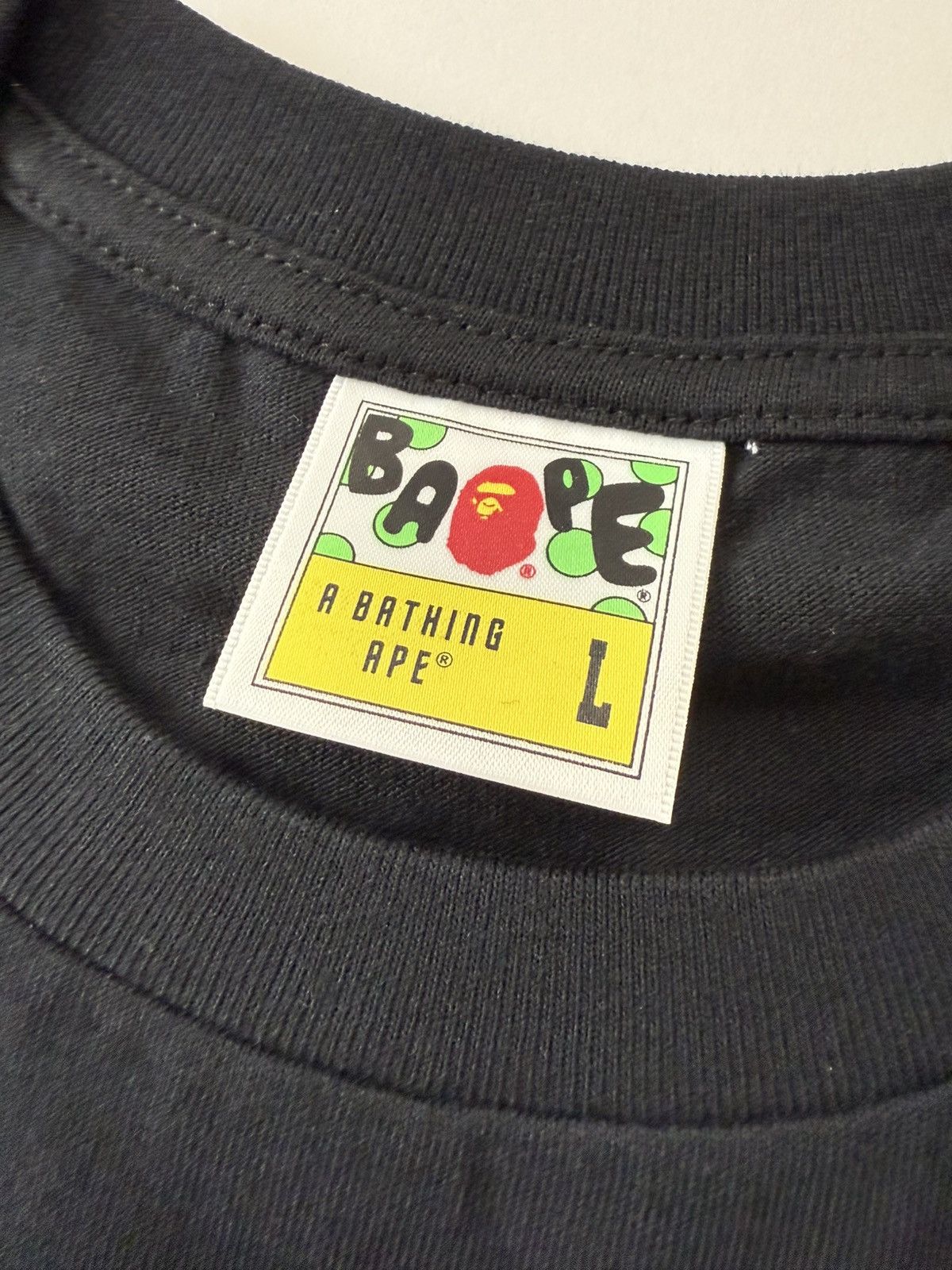 Bape Bape Logo Tshirt Size US L / EU 52-54 / 3 - 5 Thumbnail