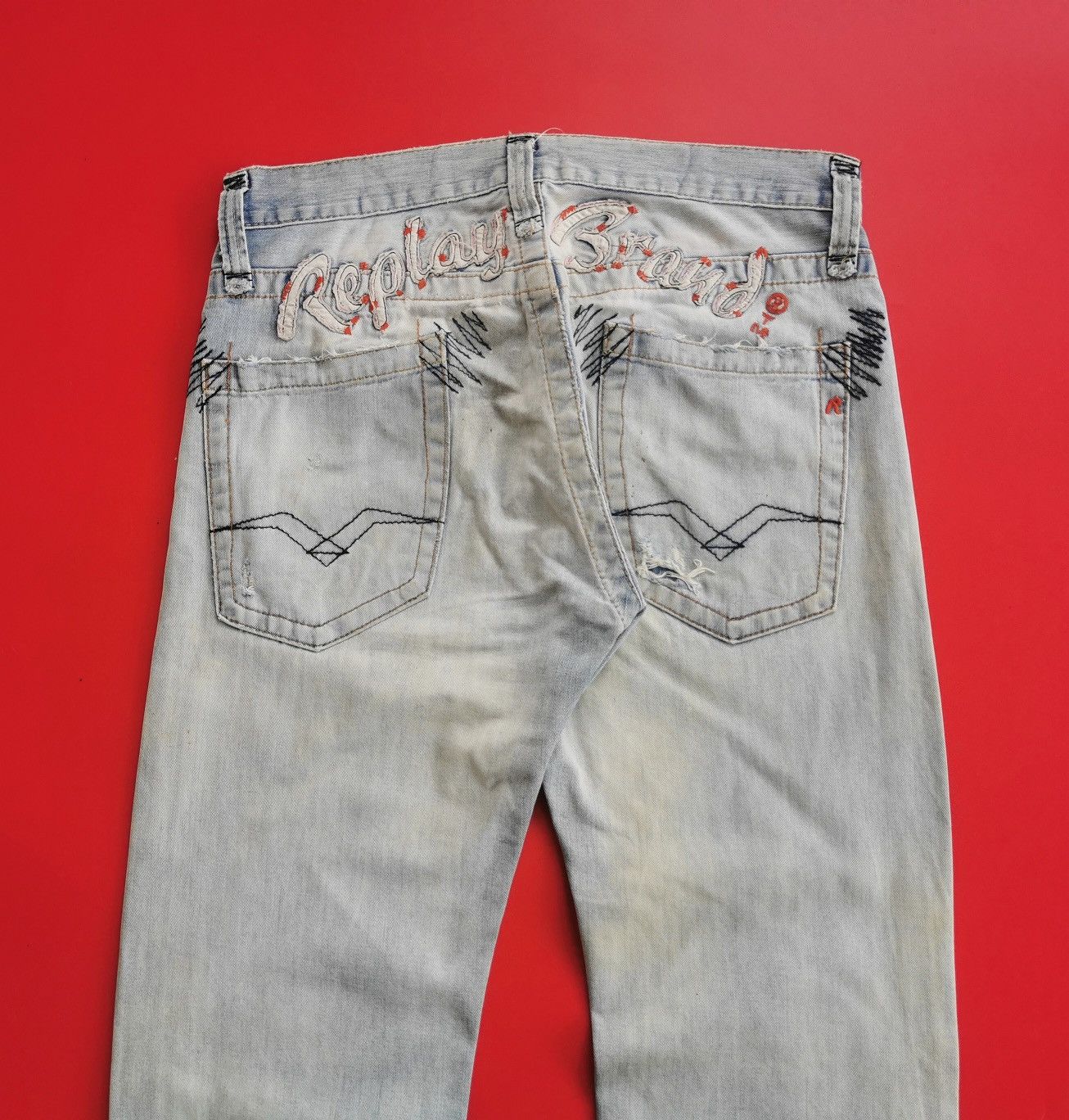 Replay Thrashed Vintage Replay Distressed Embroidery Jeans Size US 32 / EU 48 - 4 Thumbnail