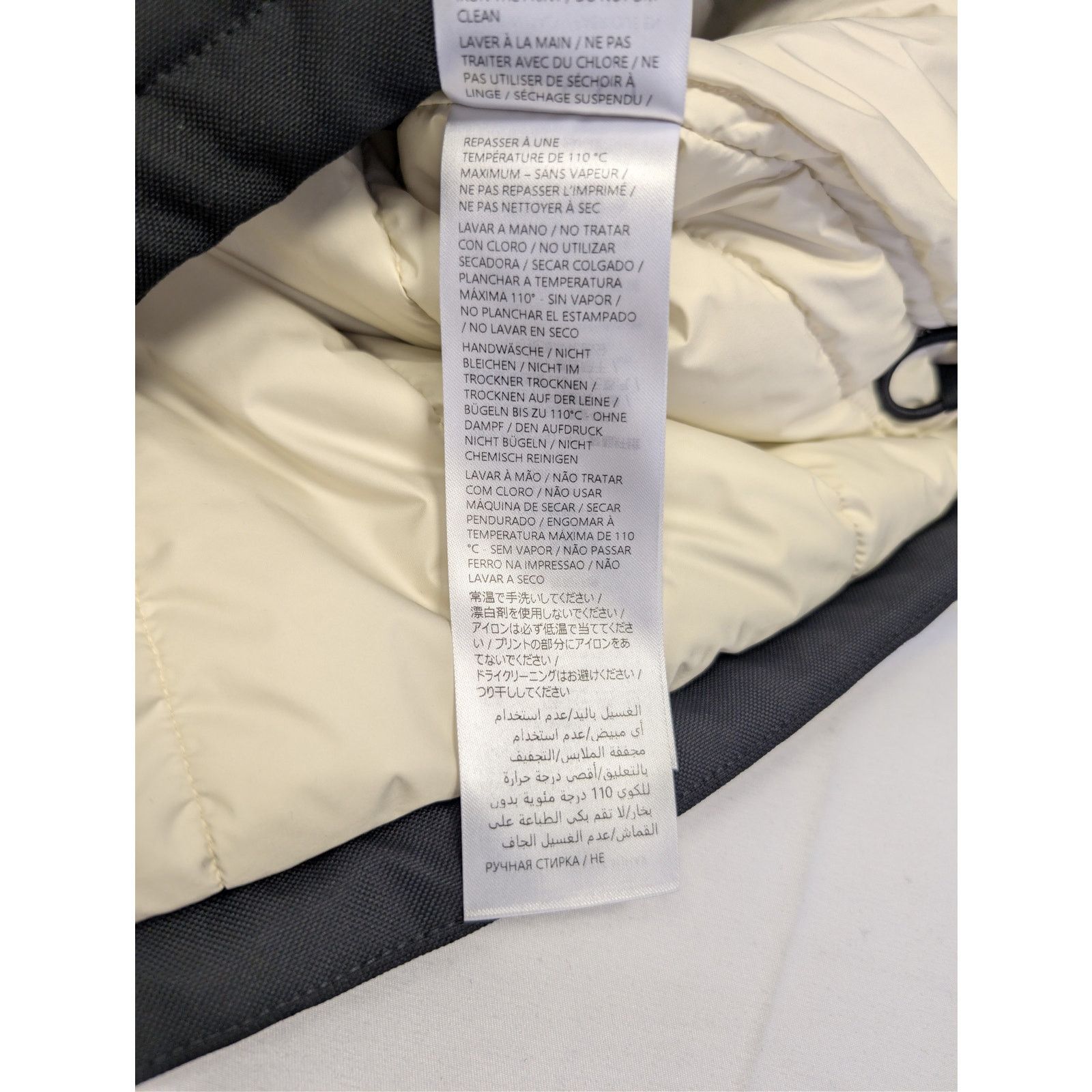 Gucci o1rshd1 Padded Down Jacket in Black/White Size US M / EU 48-50 / 2 - 20 Thumbnail