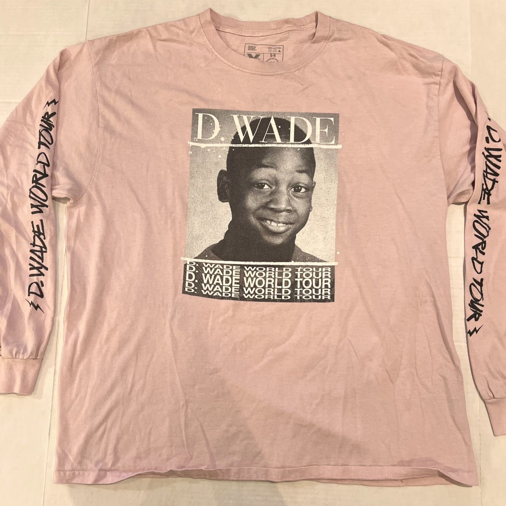 NBA VINTAGE D Wade Miami Heat T-Shirt Long Sleeve XL Pink Kid Polaroid Crew Neck Graphic Print NBA Fan Mens Size US XL / EU 56 / 4 - 2 Thumbnail