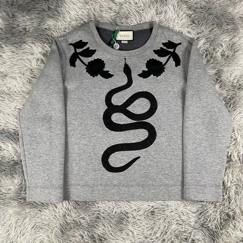 Gucci Gucci Snake logo embroidered sweatshirt Size US L / EU 52-54 / 3 - 1 Thumbnail