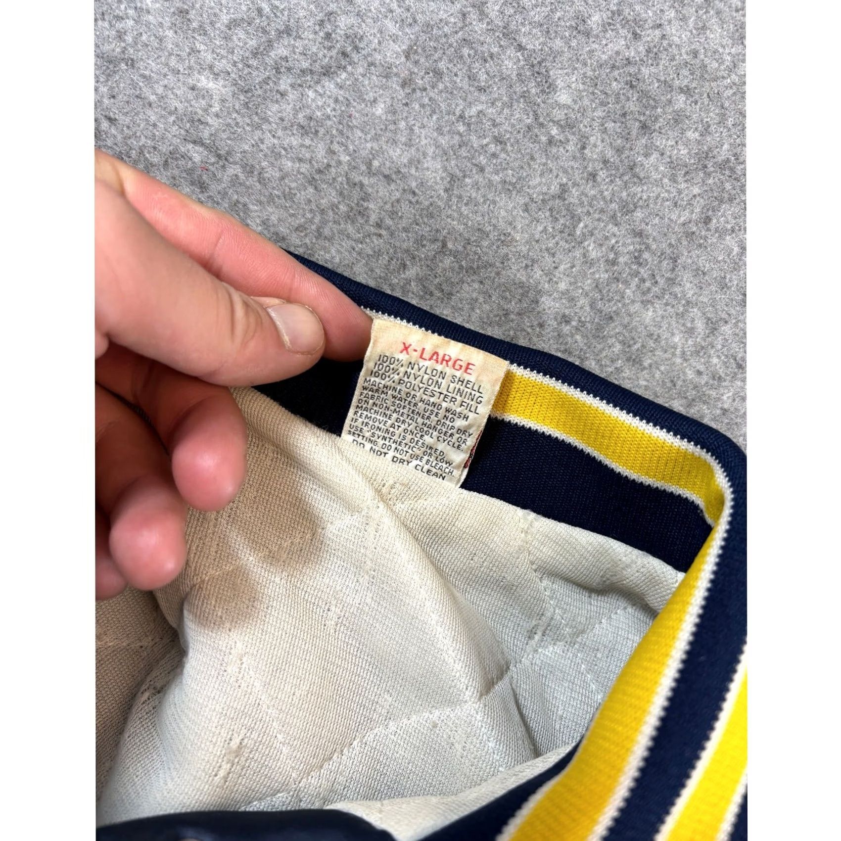 George VINTAGE George Strait Tour Satin Bomber Jacket Mens XL Blue Yellow USA Bomber Jacket Mens XL George Strait Tour Satin Blue Yellow USA Size US XL / EU 56 / 4 - 5 Thumbnail