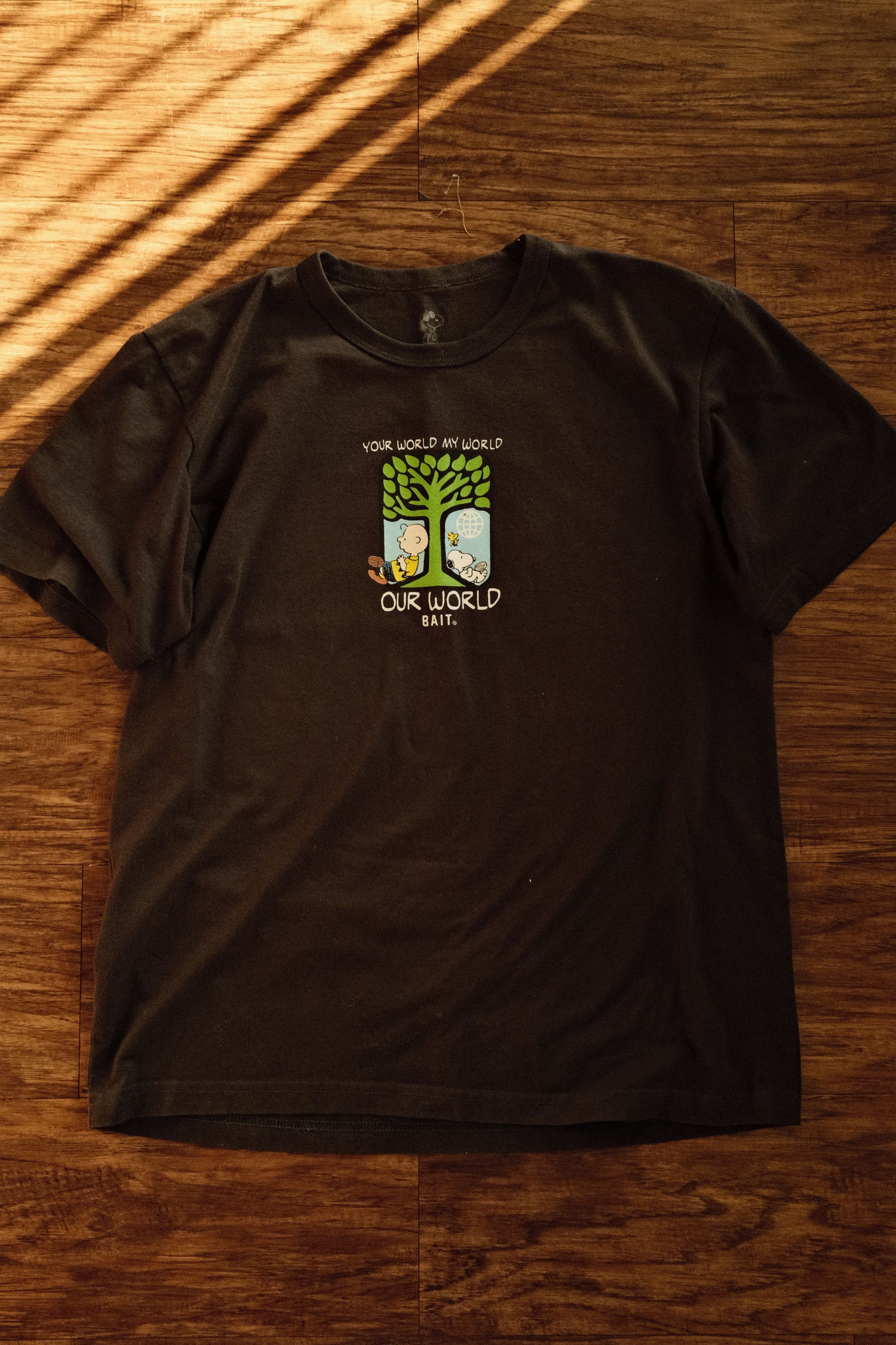 Bait Snoopy x Bait T - Shirt Size US L / EU 52-54 / 3 - 1 Thumbnail