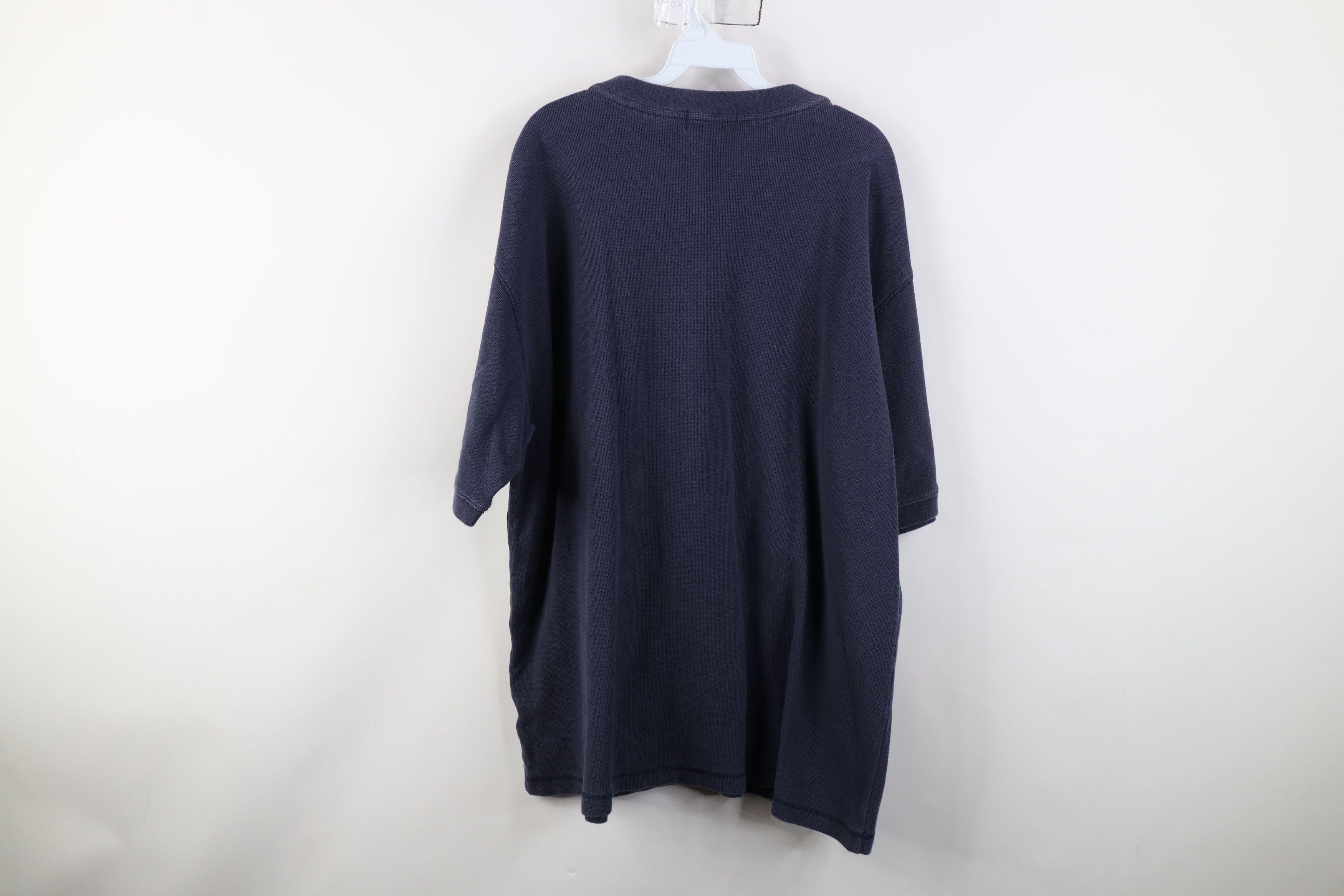 Vintage Vintage 90s Streetwear Thermal Waffle Knit Henley T-Shirt Size US XXL / EU 58 / 5 - 10 Thumbnail