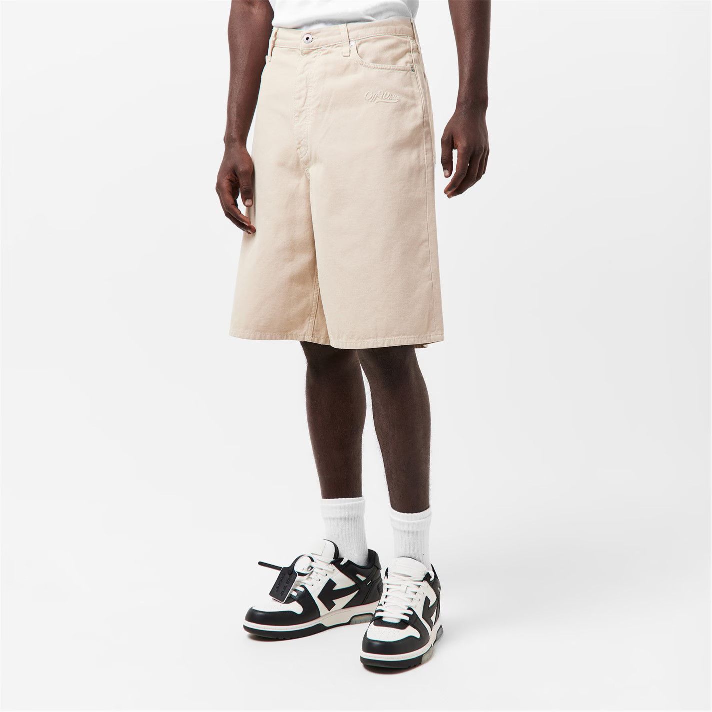 Off-White o1g2r1mq0326 Utility Shorts in Neutral Size US 30 / EU 46 - 4 Thumbnail